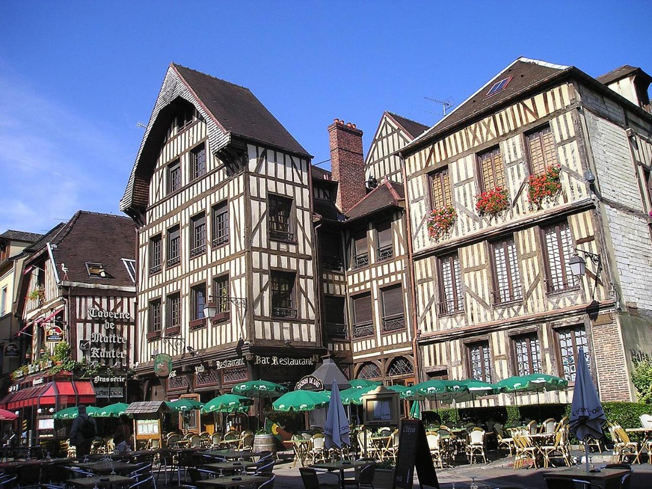 Logement Calme + Stationnement Troyes Exterior foto